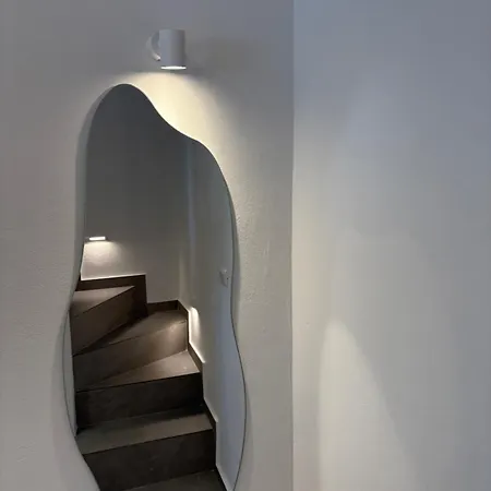 Cosy Dome House In - New Oia (Santorini)