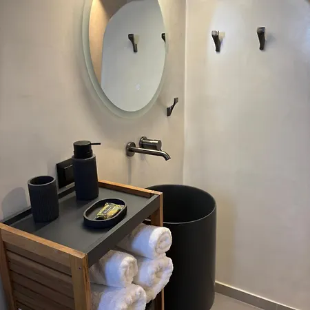 Διαμέρισμα Cosy Dome House In - New